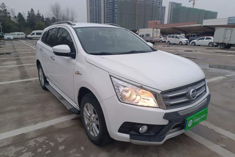 Used Venucia T70 2015 2.0L CVT Smart Choice Edition Exterior 1