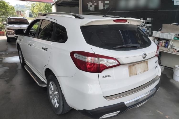 Used Venucia T70 2015 2.0L CVT Smart Edition Exterior 2
