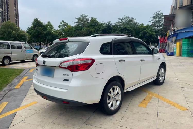 Used Venucia T70 2015 2.0L CVT Smart Edition Exterior 7