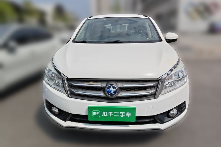 Used Venucia T70 2015 1.6L Manual Ruixing Edition Front