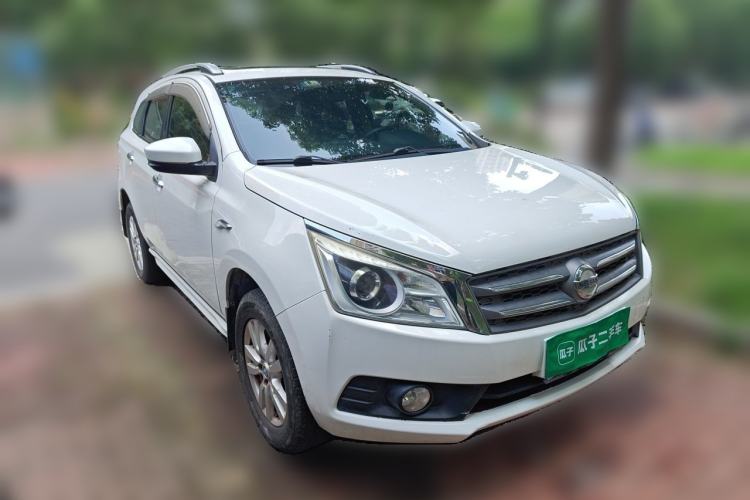 Used Venucia T70 2015 2.0L CVT Smart Edition Front Right 45 Deg