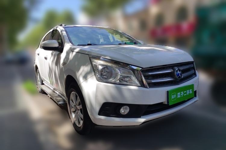 Used Venucia T70 2015 1.6L Manual Ruixing Edition Front Right 45 Deg