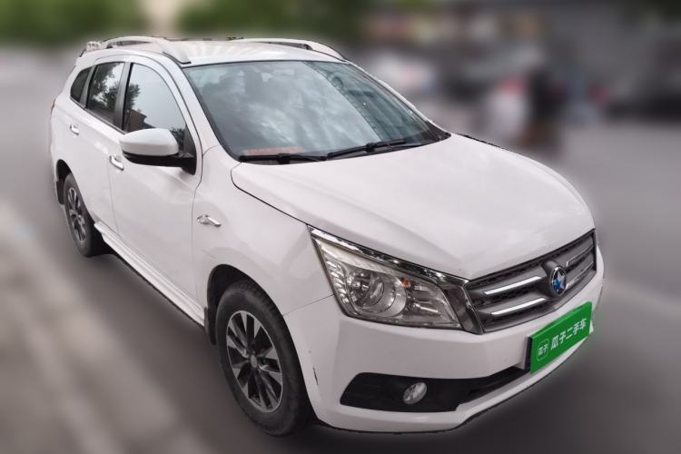 Used Venucia T70 2015 1.6L Manual Ruixing Edition Front Right 45 Deg