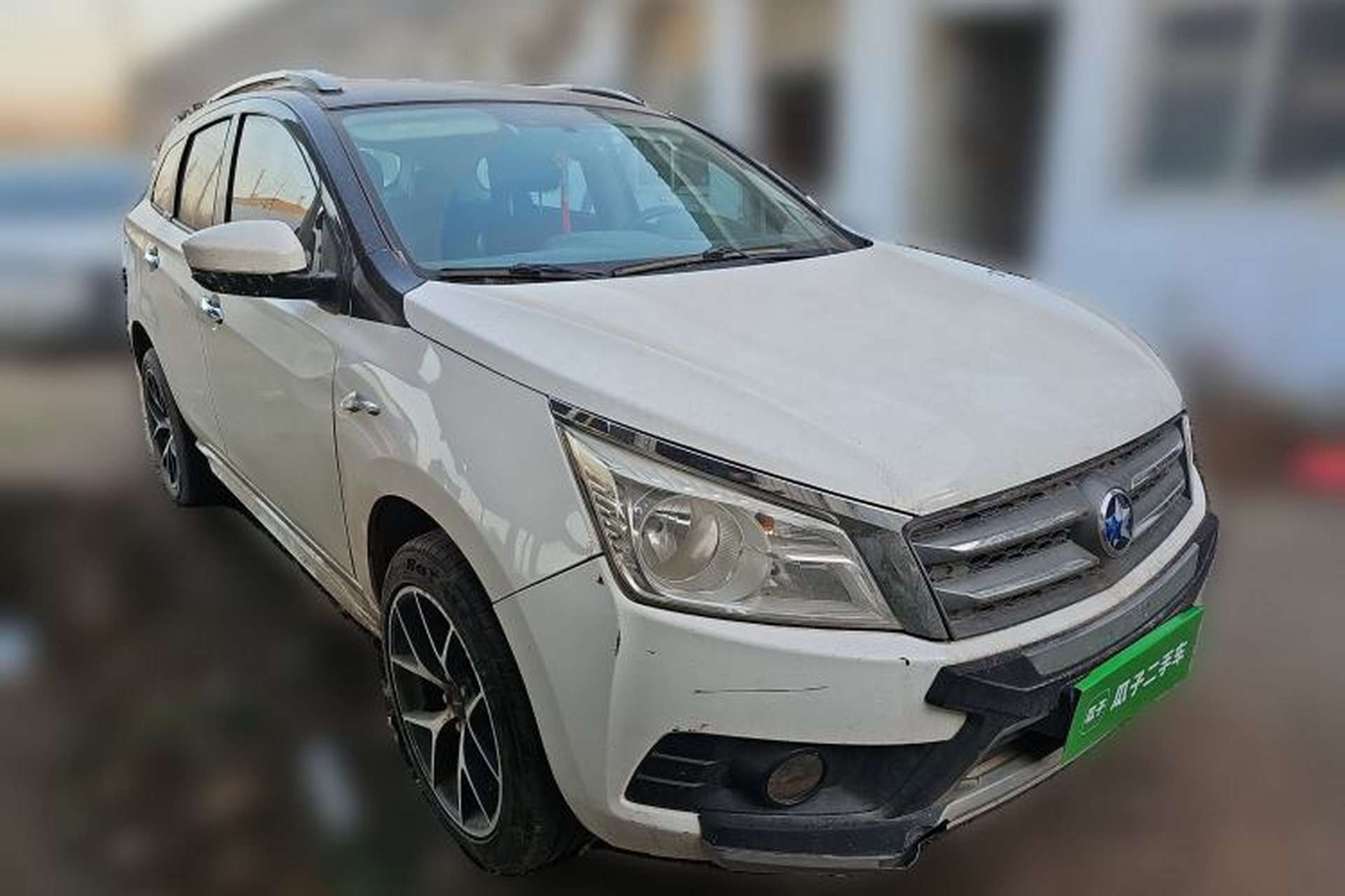 Used Venucia T70 2015 2.0L Manual RuiQu Version Front Right 45 Deg