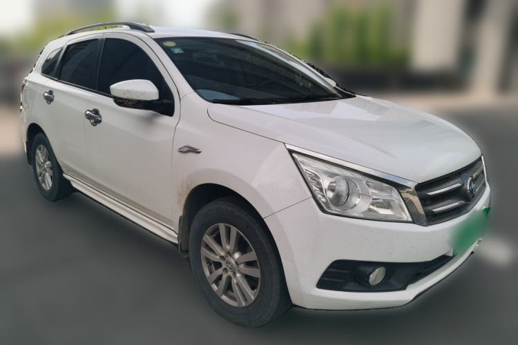 Used Venucia T70 2015 2.0L Manual RuiQu Version Front Right 45 Deg