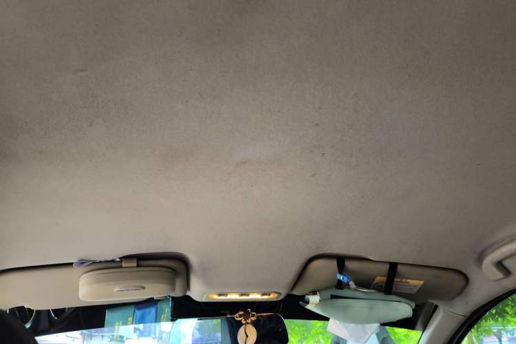 Used Venucia T70 2015 1.6L Manual Ruixing Edition Headliner