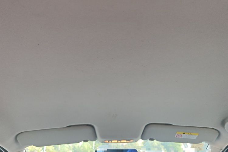 Used Venucia T70 2015 2.0L Manual RuiQu Version Headliner