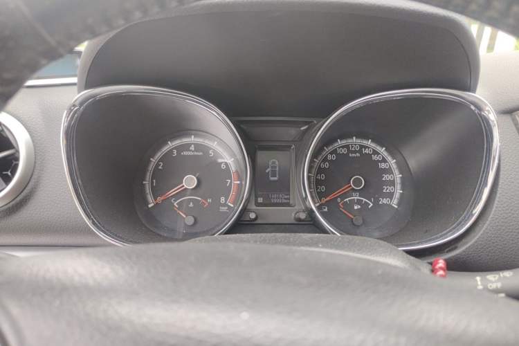 Used Venucia T70 2015 2.0L CVT Smart Edition Instrument Cluster