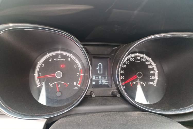 Used Venucia T70 2015 2.0L CVT Smart Choice Edition Instrument Cluster