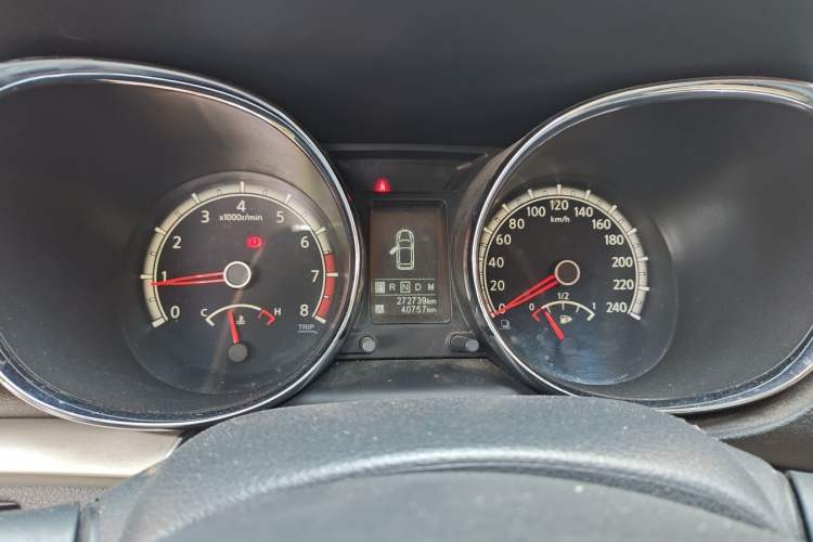 Used Venucia T70 2015 2.0L CVT Smart Edition Instrument Cluster