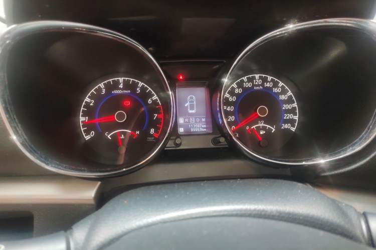 Used Venucia T70 2015 2.0L CVT Smart Choice Edition Instrument Cluster