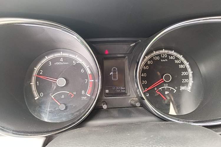 Used Venucia T70 2015 2.0L Manual RuiQu Version Instrument Cluster