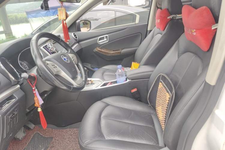 Used Venucia T70 2015 2.0L CVT Smart Edition Left Front Seat