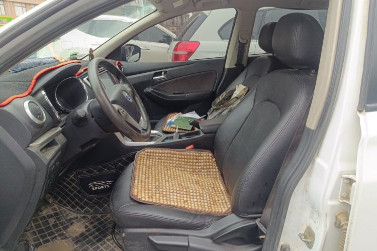 Used Venucia T70 2015 2.0L Manual RuiQu Version Left Front Seat