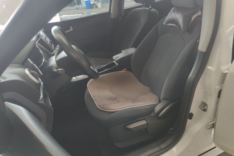 Used Venucia T70 2015 2.0L CVT Smart Choice Edition Left Front Seat
