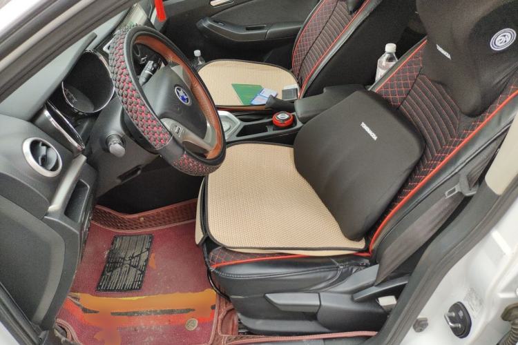 Used Venucia T70 2015 2.0L CVT Smart Choice Edition Left Front Seat