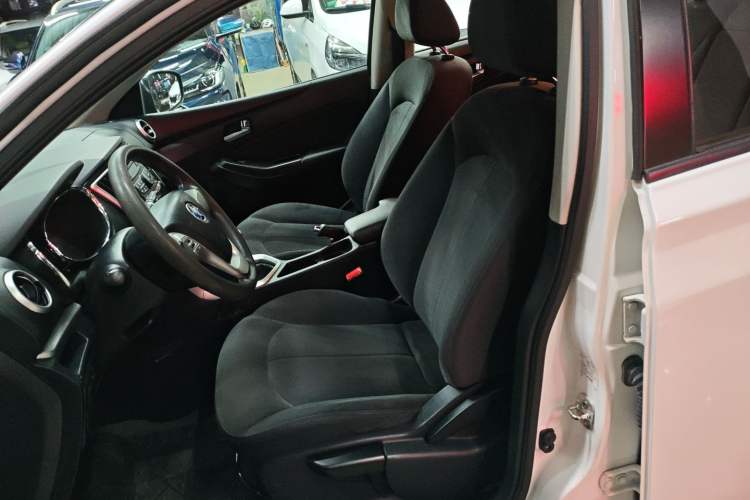 Used Venucia T70 2015 2.0L Manual RuiQu Version Left Front Seat