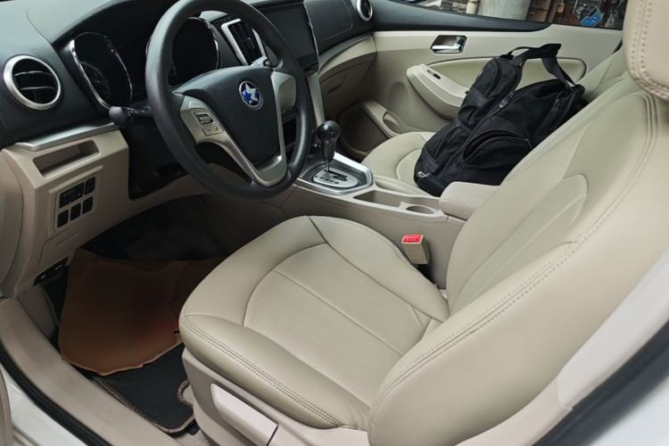 Used Venucia T70 2015 2.0L CVT Smart Edition Left Front Seat
