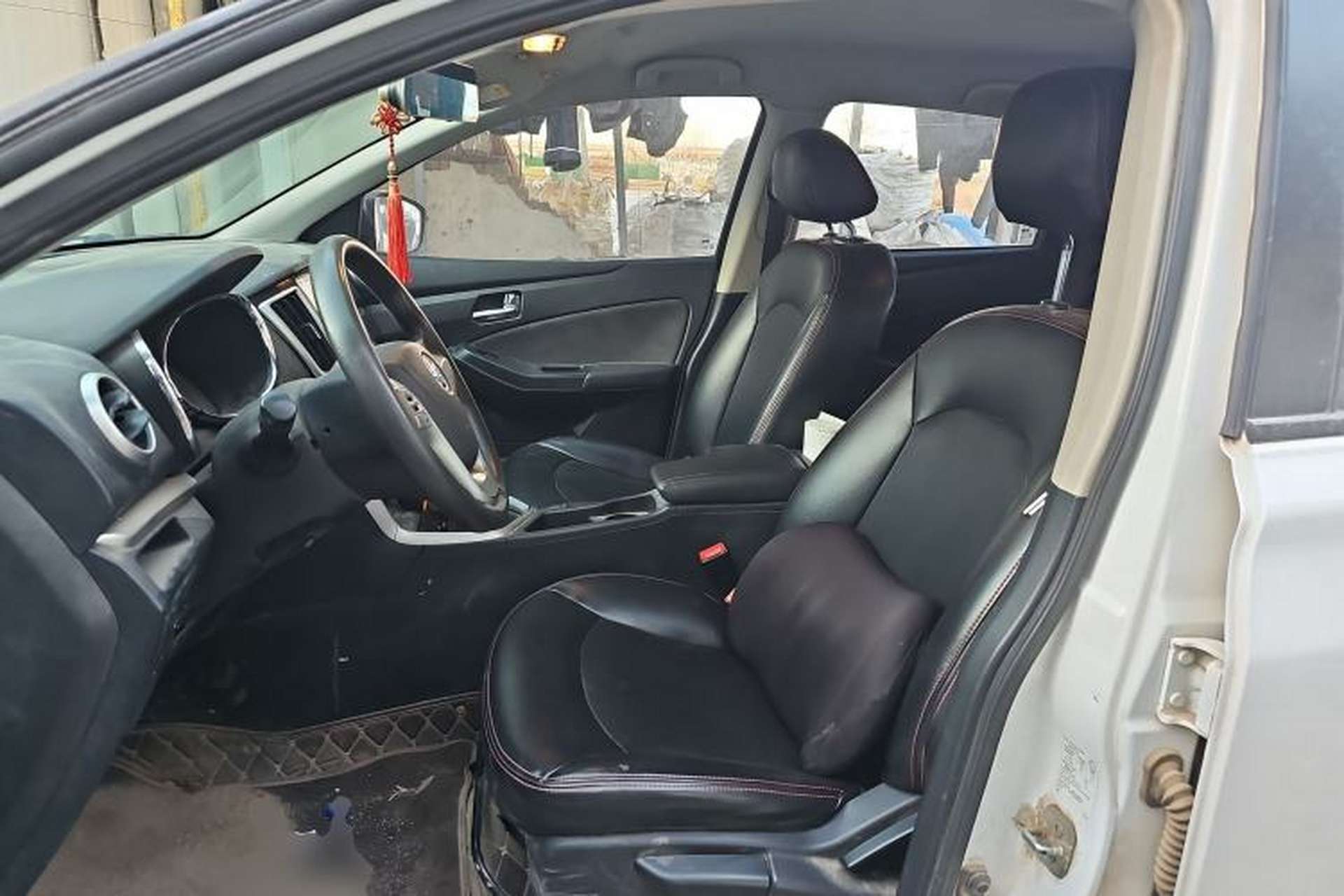 Used Venucia T70 2015 2.0L Manual RuiQu Version Left Front Seat