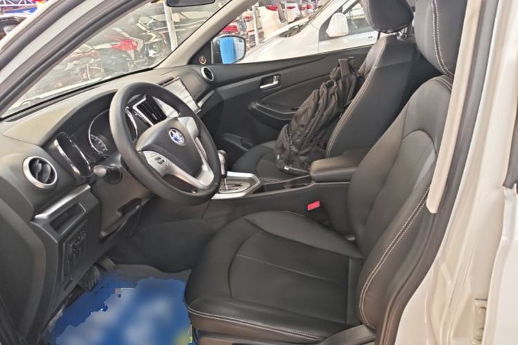 Used Venucia T70 2015 2.0L CVT Smart Choice Edition Left Front Seat