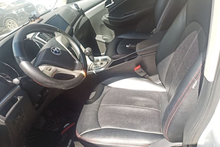 Used Venucia T70 2015 2.0L CVT Smart Choice Edition Left Front Seat
