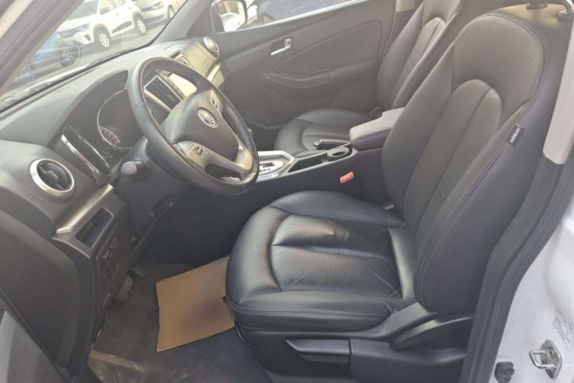 Used Venucia T70 2015 2.0L CVT Smart Edition Left Front Seat