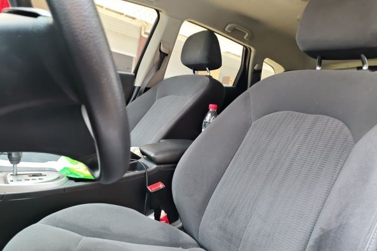 Used Venucia T70 2015 2.0L CVT Smart Choice Edition Left Front Seat