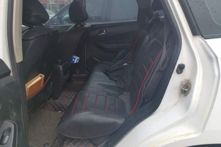 Used Venucia T70 2015 2.0L Manual RuiQu Version Left Rear Seat
