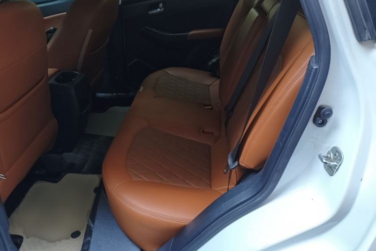 Used Venucia T70 2015 2.0L CVT Smart Choice Edition Left Rear Seat