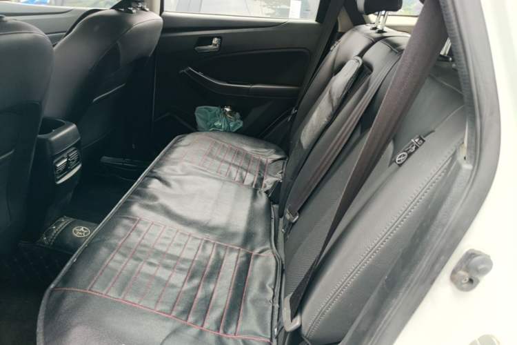 Used Venucia T70 2015 2.0L CVT Smart Edition Left Rear Seat
