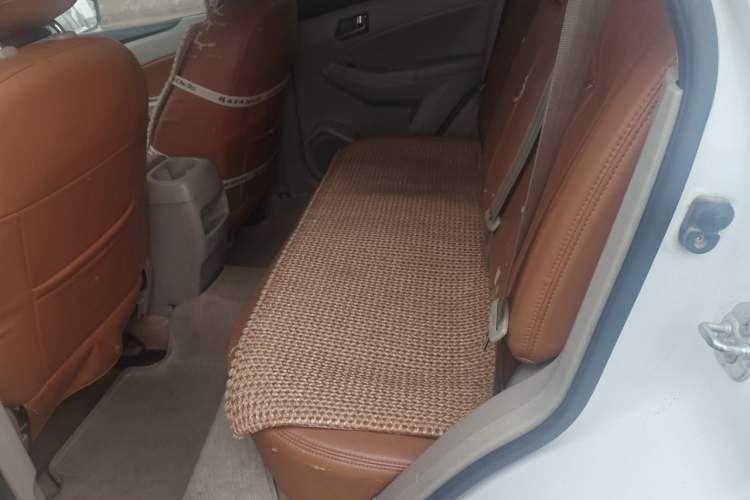 Used Venucia T70 2015 2.0L Manual RuiQu Version Left Rear Seat