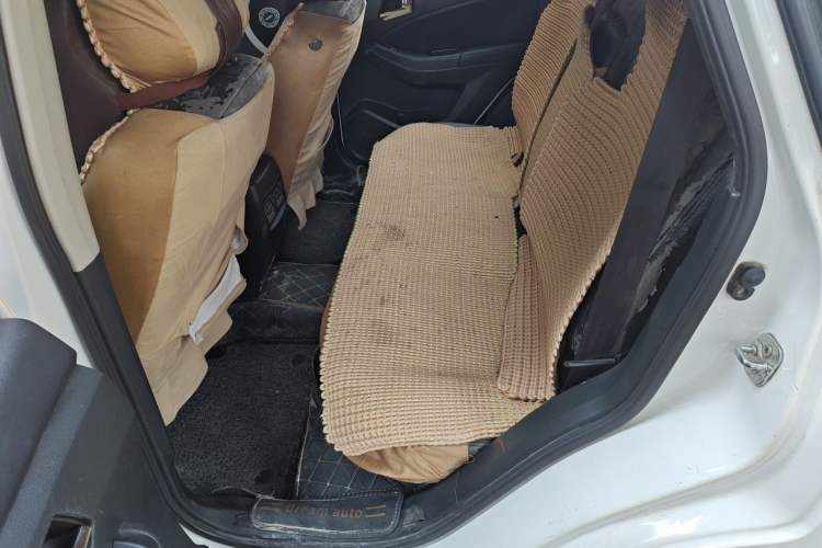 Used Venucia T70 2015 2.0L CVT Smart Edition Left Rear Seat