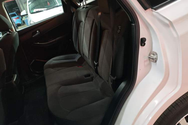 Used Venucia T70 2015 2.0L Manual RuiQu Version Left Rear Seat