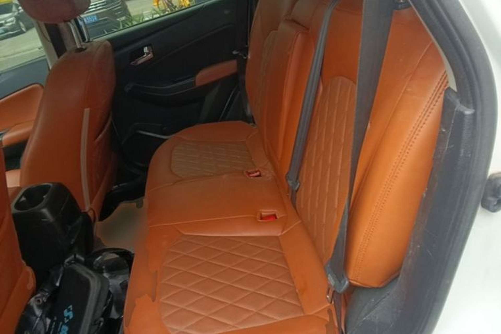 Used Venucia T70 2015 2.0L CVT Smart Choice Edition Left Rear Seat