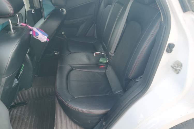 Used Venucia T70 2015 2.0L Manual RuiQu Version Left Rear Seat