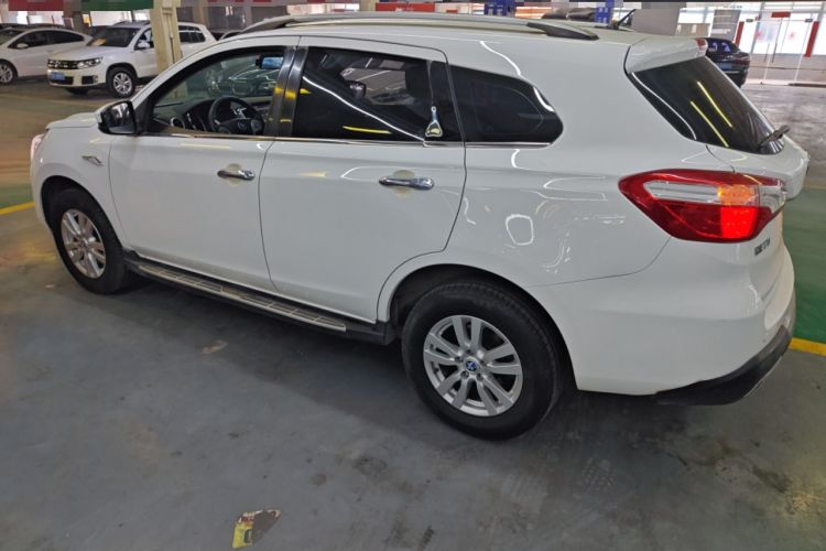 Used Venucia T70 2015 2.0L CVT Smart Choice Edition Left Side