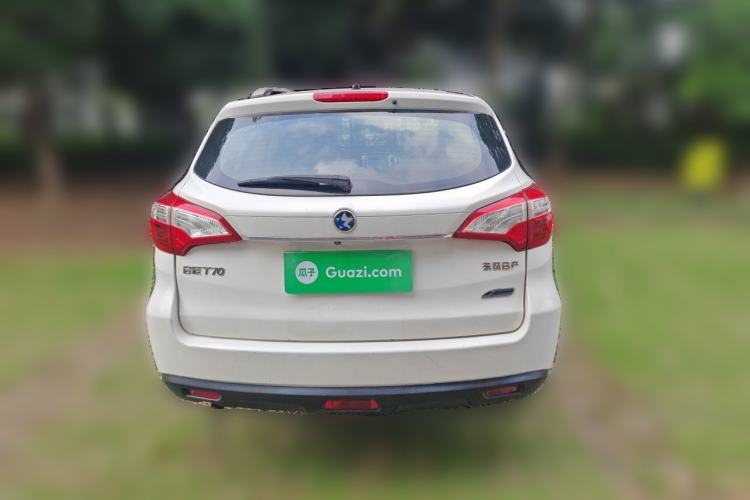Used Venucia T70 2015 2.0L CVT Smart Edition Rear