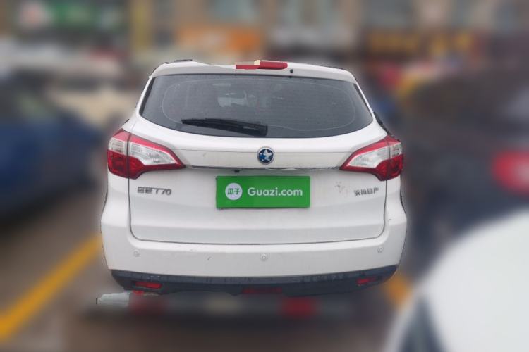 Used Venucia T70 2015 2.0L Manual RuiQu Version Rear