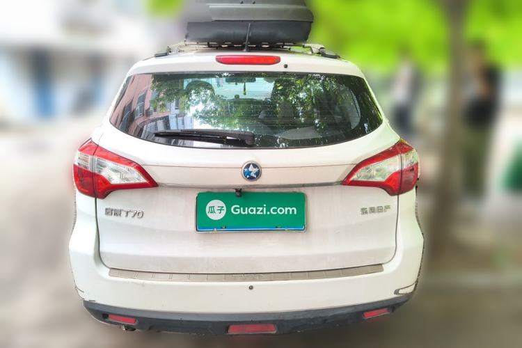 Used Venucia T70 2015 1.6L Manual Ruixing Edition Rear
