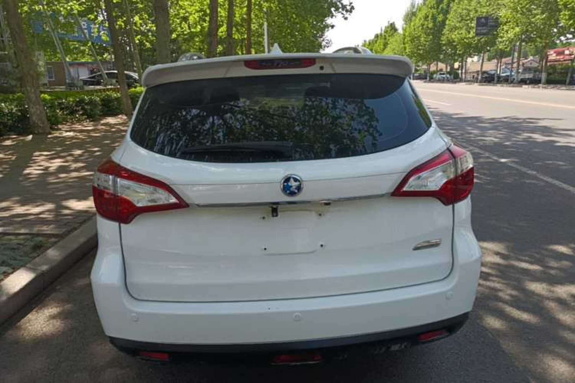 Used Venucia T70 2015 2.0L CVT Smart Choice Edition Rear
