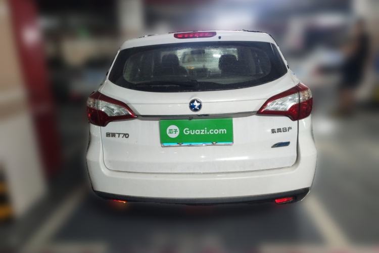 Used Venucia T70 2015 2.0L CVT Smart Edition Rear