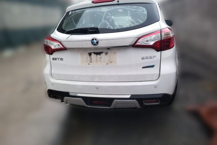 Used Venucia T70 2015 2.0L CVT Smart Choice Edition Rear