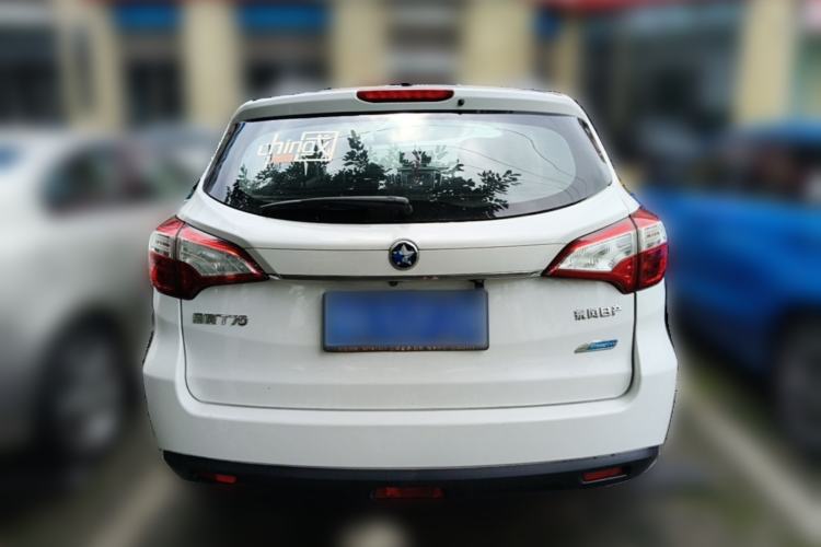 Used Venucia T70 2015 2.0L CVT Smart Edition Rear