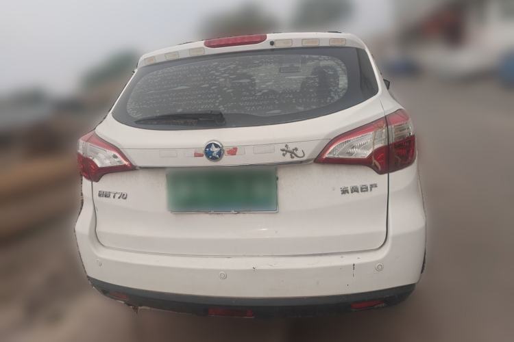 Used Venucia T70 2015 2.0L Manual RuiQu Version Rear