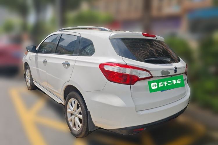 Used Venucia T70 2015 2.0L Manual RuiXiang Edition Rear Left 45 Deg