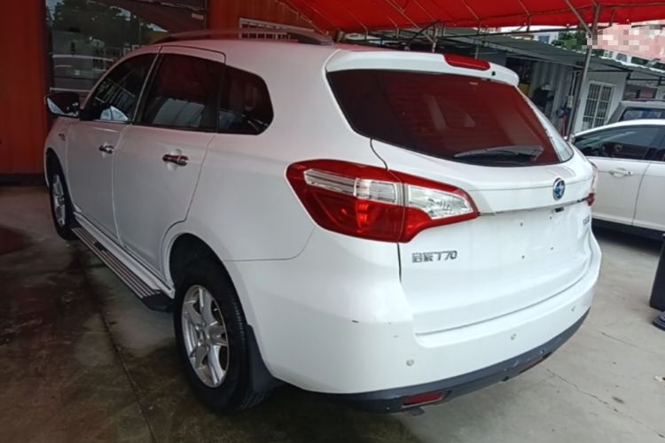 Used Venucia T70 2015 1.6L Manual Ruixing Edition Rear Left 45 Deg