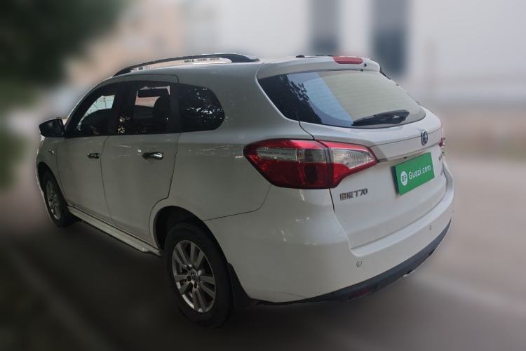 Used Venucia T70 2015 2.0L CVT Smart Choice Edition Rear Left 45 Deg