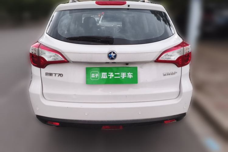 Used Venucia T70 2015 1.6L Manual Ruixing Edition Rear