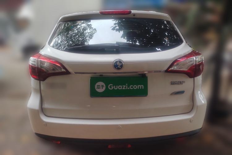 Used Venucia T70 2015 2.0L CVT Smart Choice Edition Rear