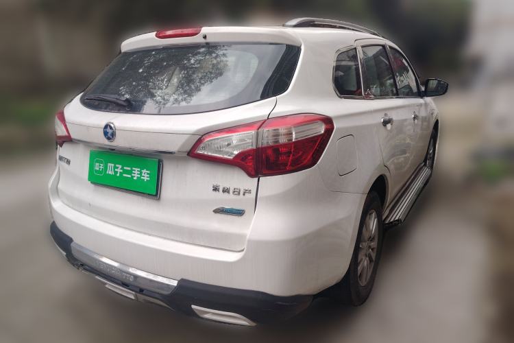 Used Venucia T70 2015 2.0L CVT Smart Edition Rear Right 45 Deg